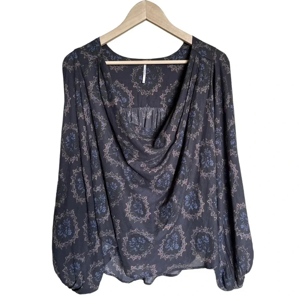 Free People • Cowling Around Gray Print Top